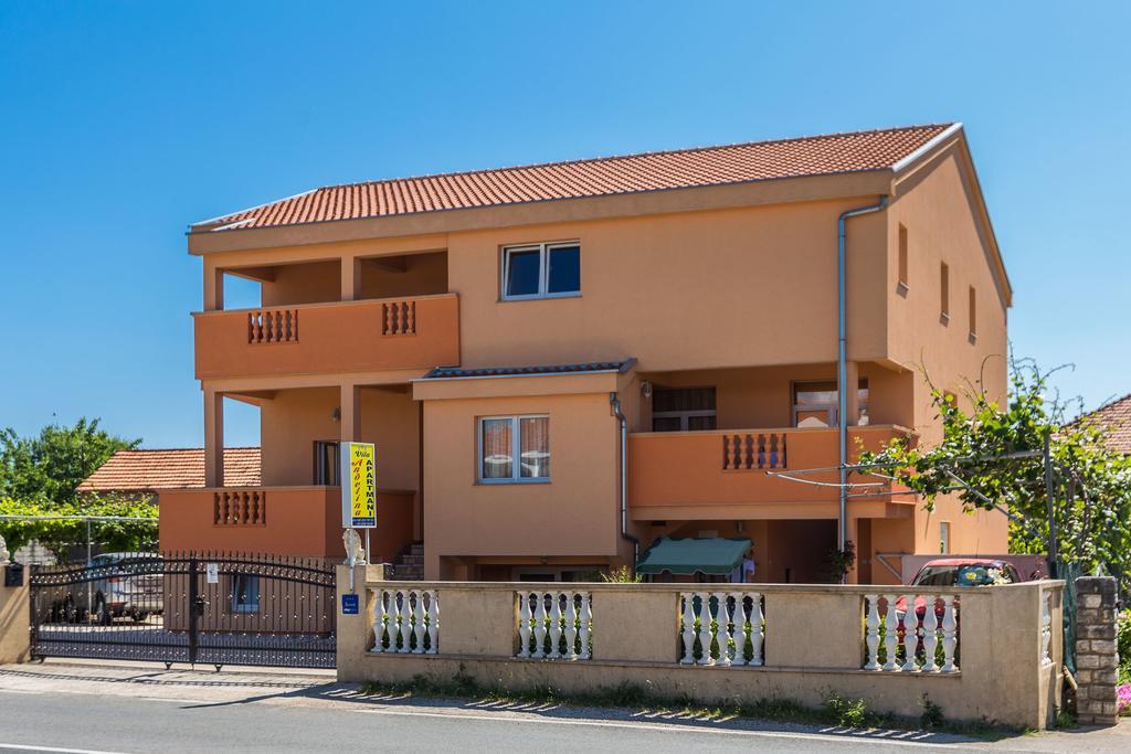 Apartments Angelina Sukosan Luaran gambar